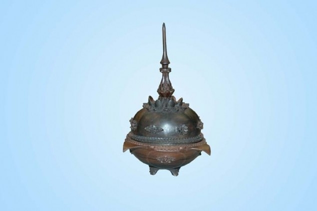 Tibet 99-15 Side